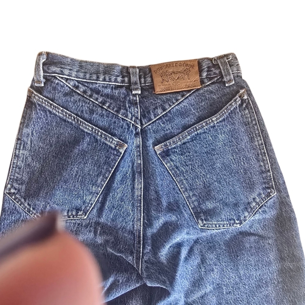 Classic Blue Women's Jeans - Picture 4 of 9